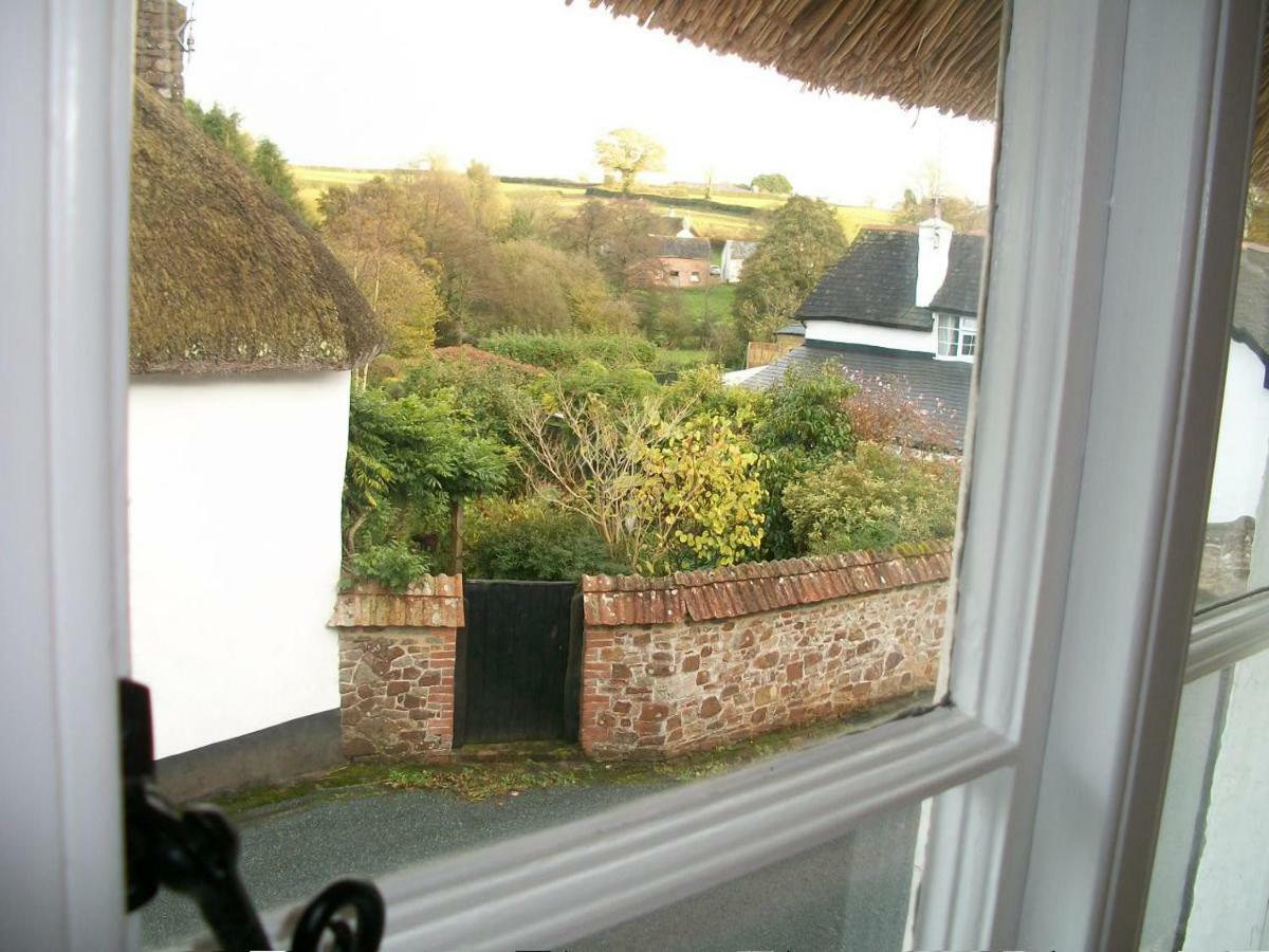 Middletown Farmhouse B&B โอ๊คแฮมป์ตัน ภายนอก รูปภาพ